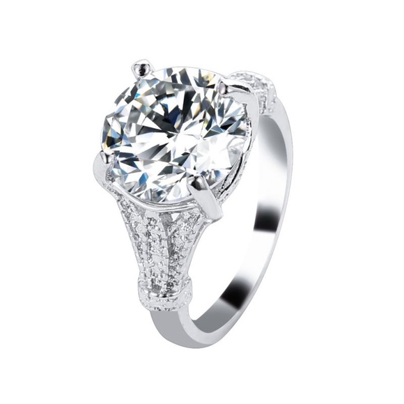 **GREER* Silver x Zircon Fashion Ring Size 8 - Picture 2 of 5